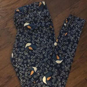 Tall and Curvy LuLaRoe leggings